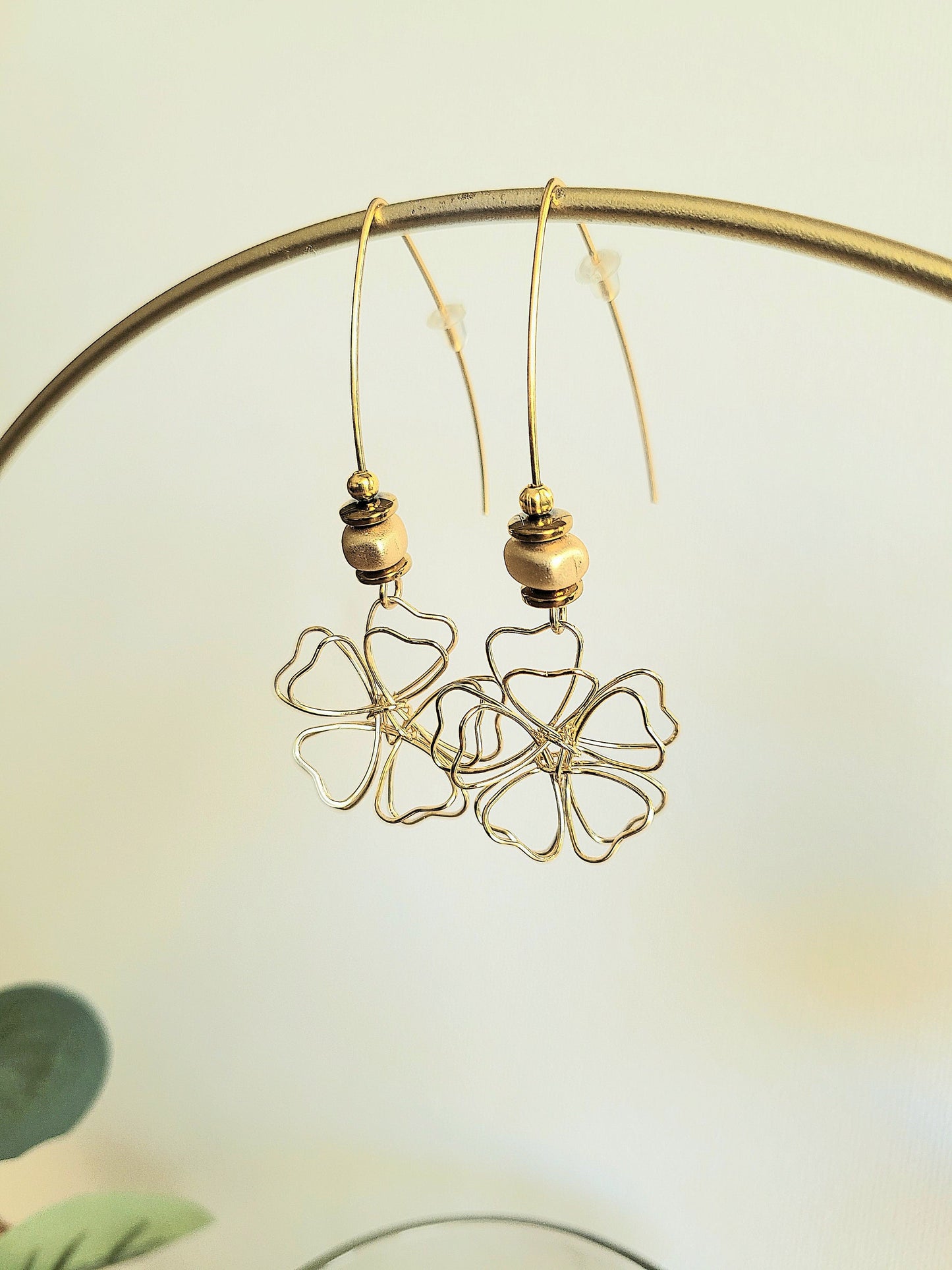 Boucles d'oreilles FIL DORE (hématite)
